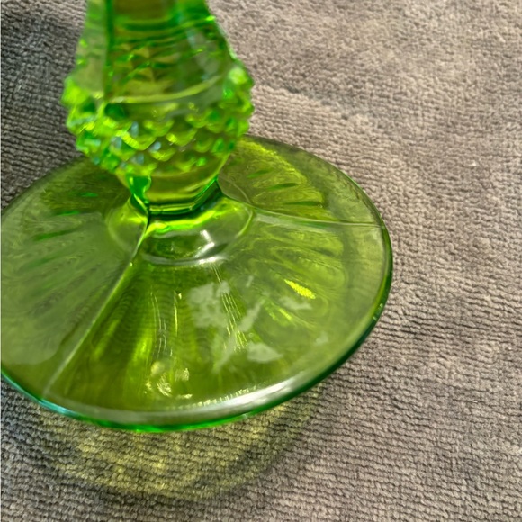 Light Green Diamond Point Wine Glasses Water Goblets Set of 2 - Picture 7 of 13